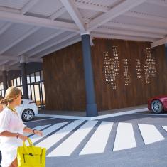 SHOPPING CENTER AROMA 21